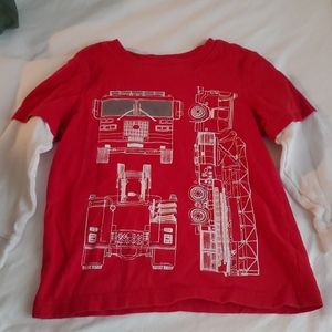 Carter's boys long sleeve tee,size 4 t